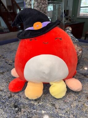 Squishmallows Detra the Halloween Octopus Witch 12 inches